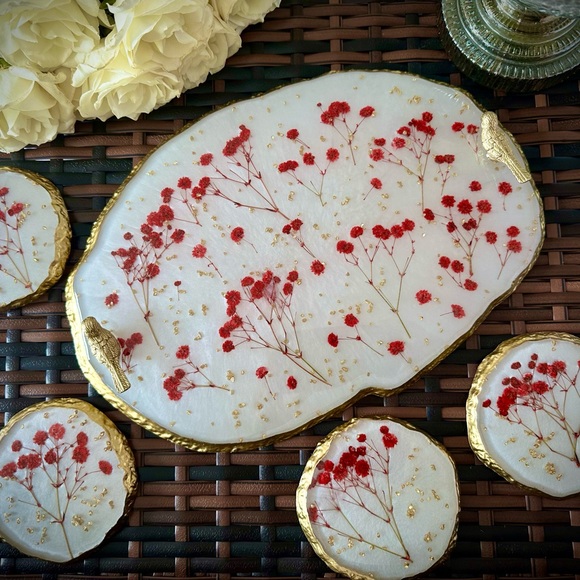 Elegant Floral Resin Tray and Coasters Set.